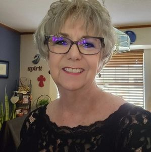 Meet your Posher, Cindi